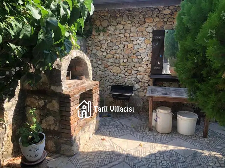 Villa Lynn