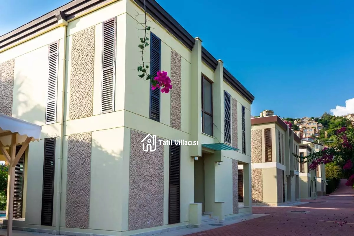 Villa Gold City 1