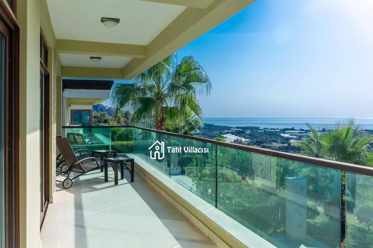 Villa Gold City 1