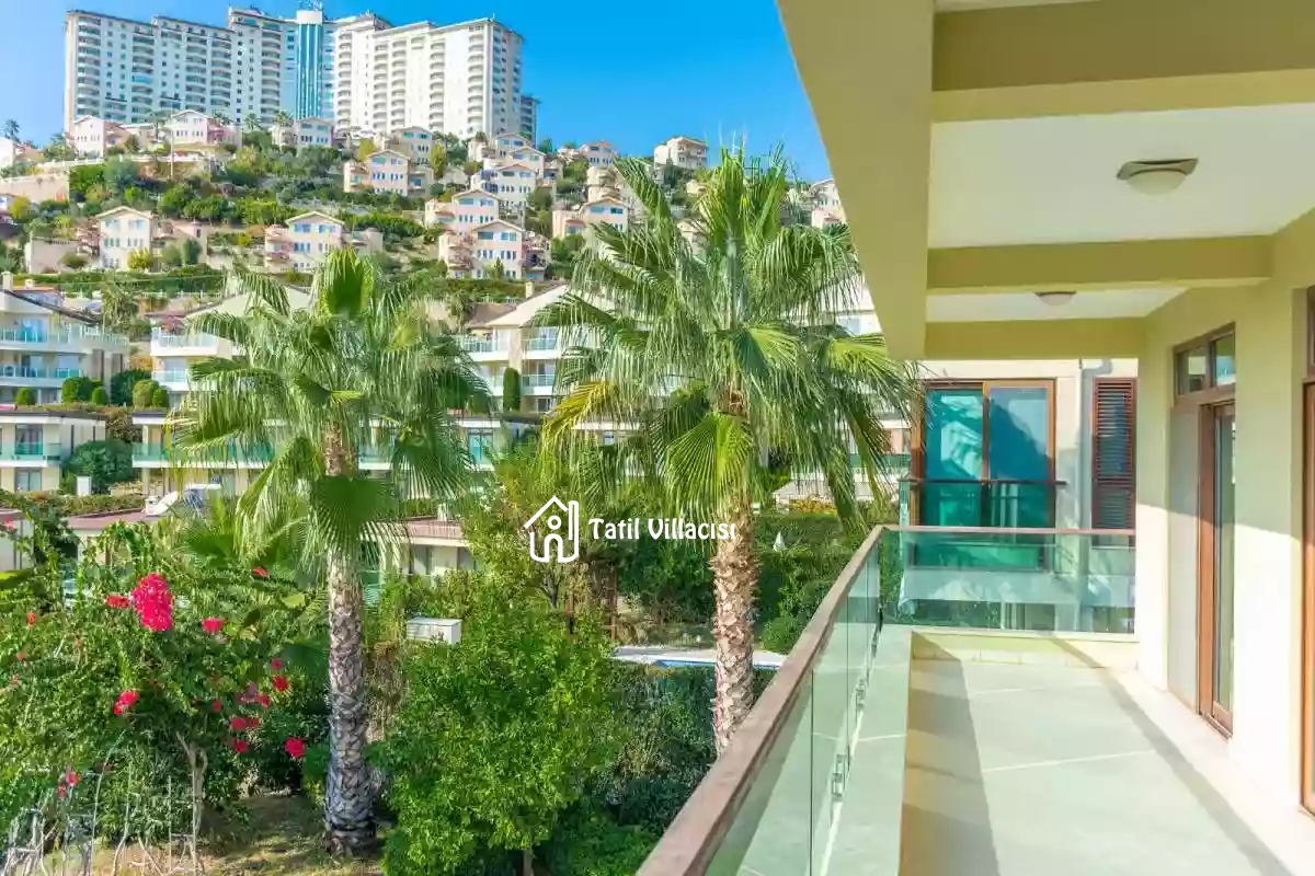 Villa Gold City 1