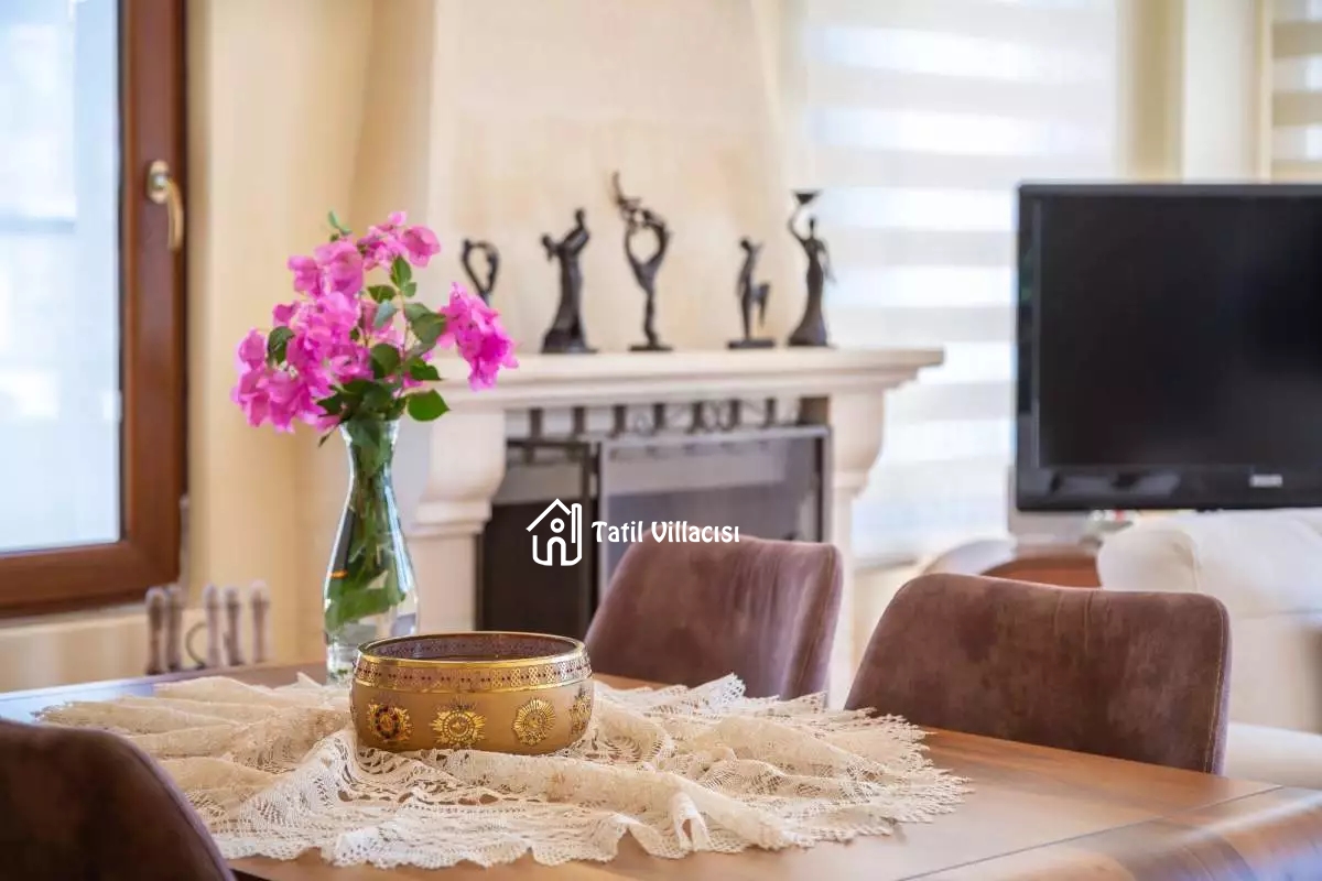 Villa Gold