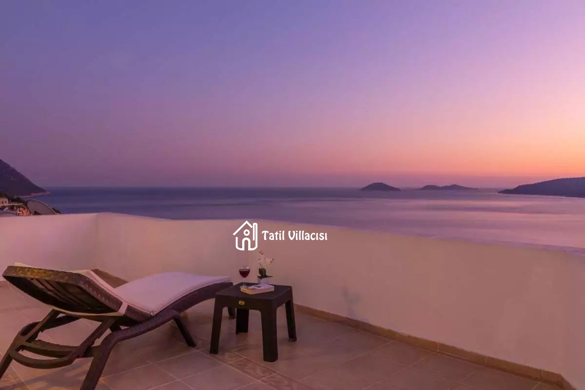 Villa Gold