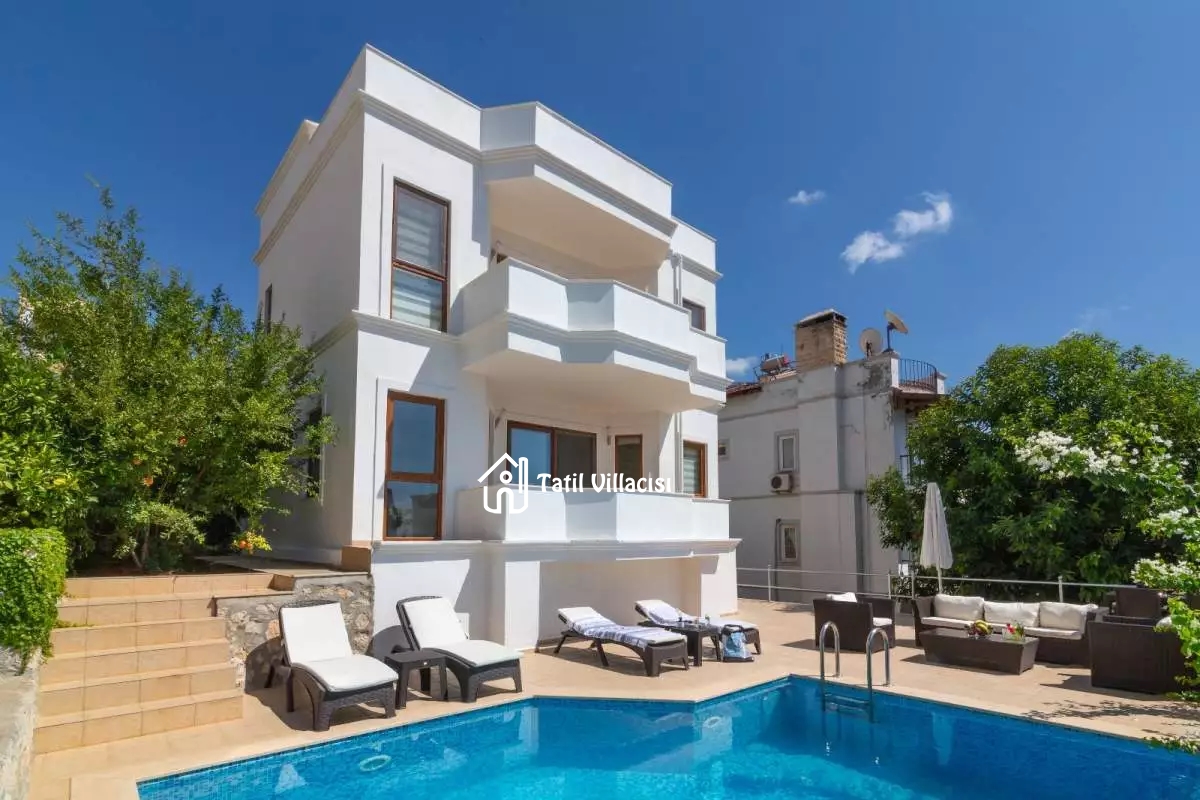 Villa Gold