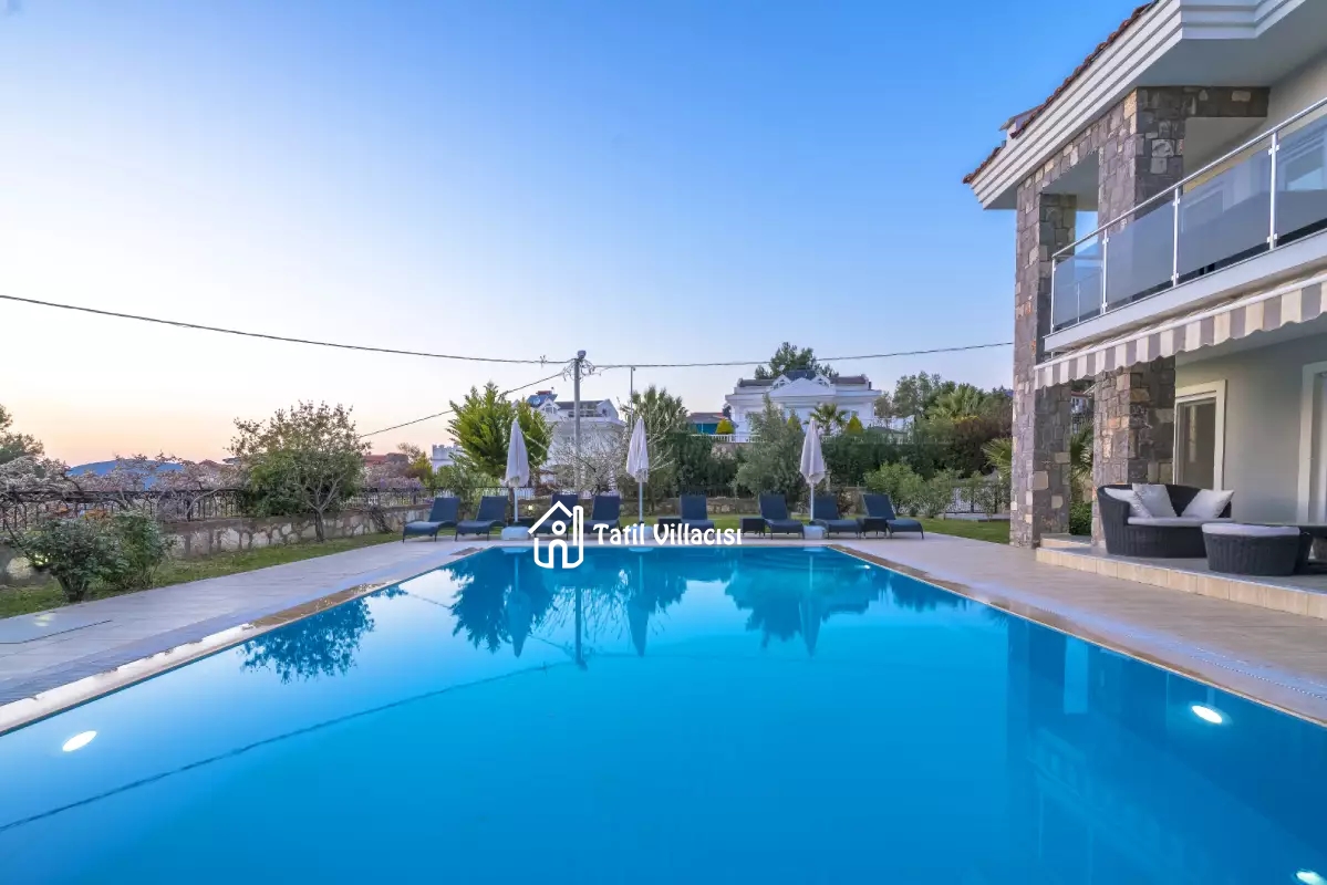 Villa Golden
