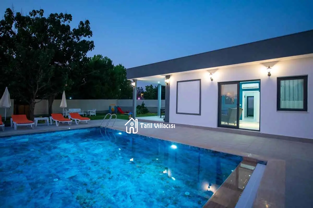 Villa Green House