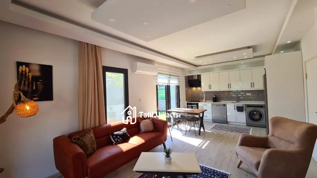 Villa Life 1