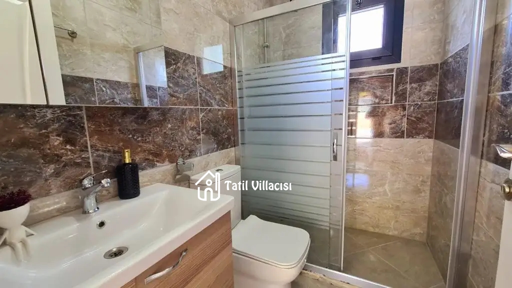 Villa Life 1