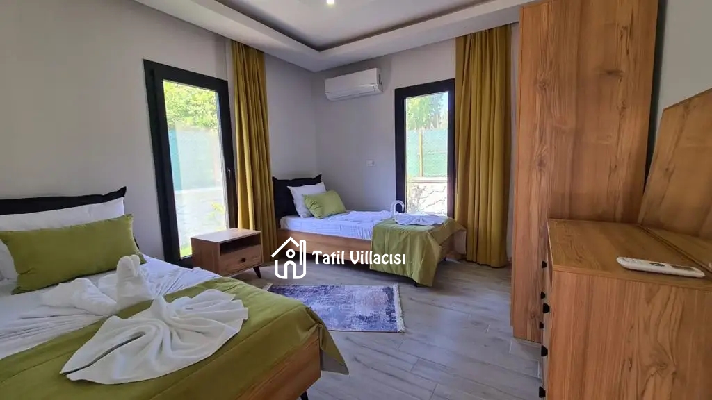 Villa Life 1