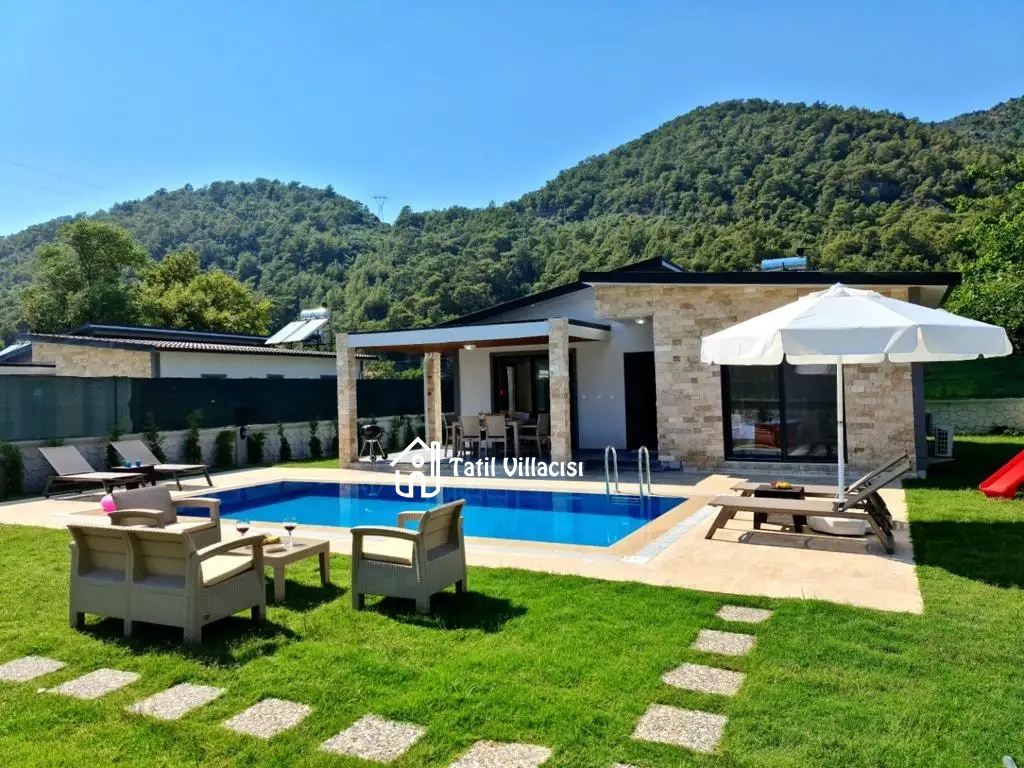 Villa Life 1