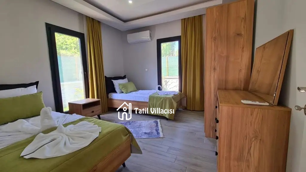 Villa Life 1