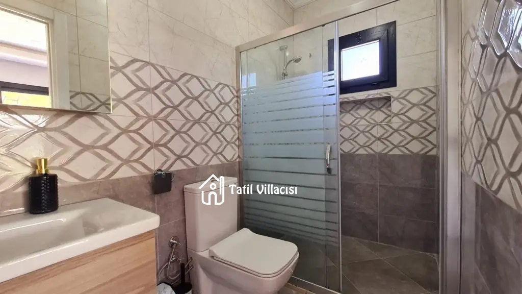 Villa Life 1