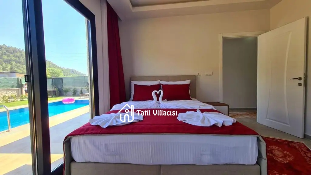 Villa Life 1