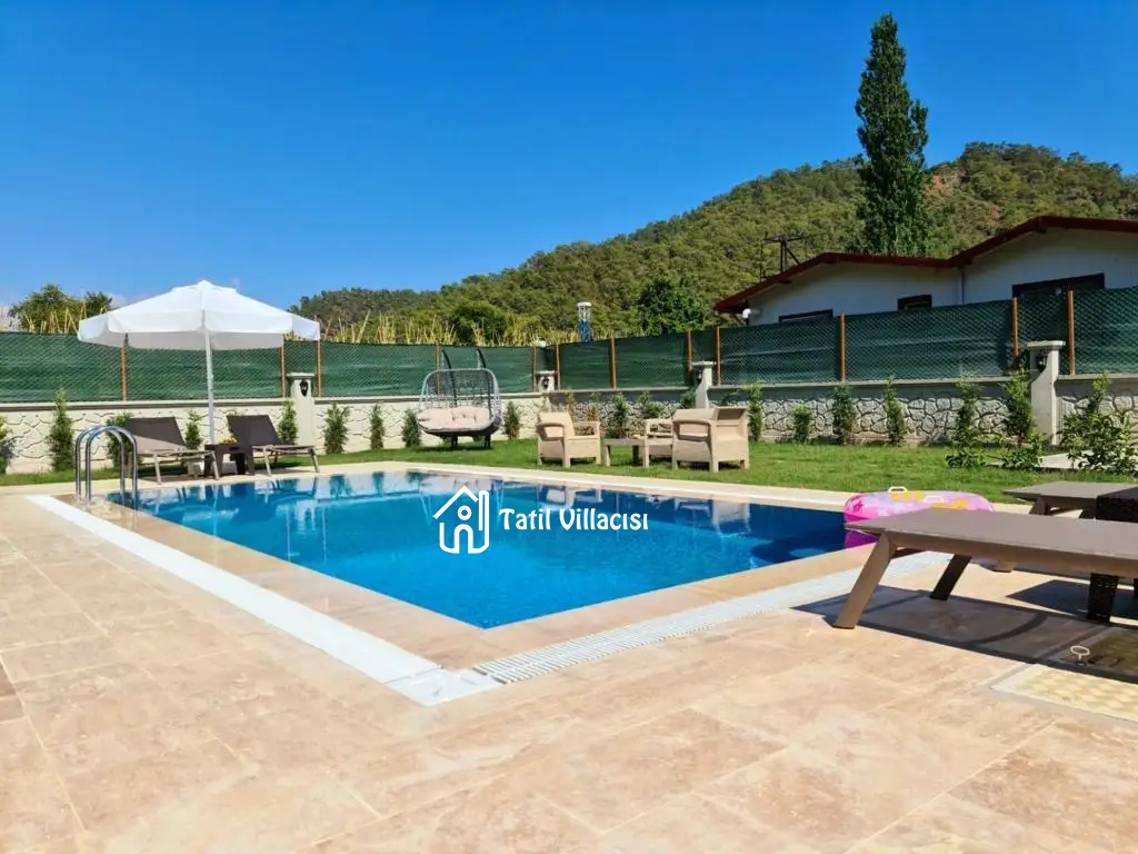Villa Life 1