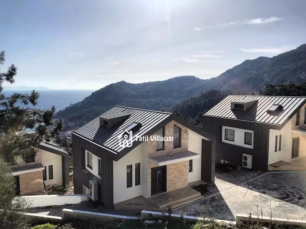 Villa Grey 2