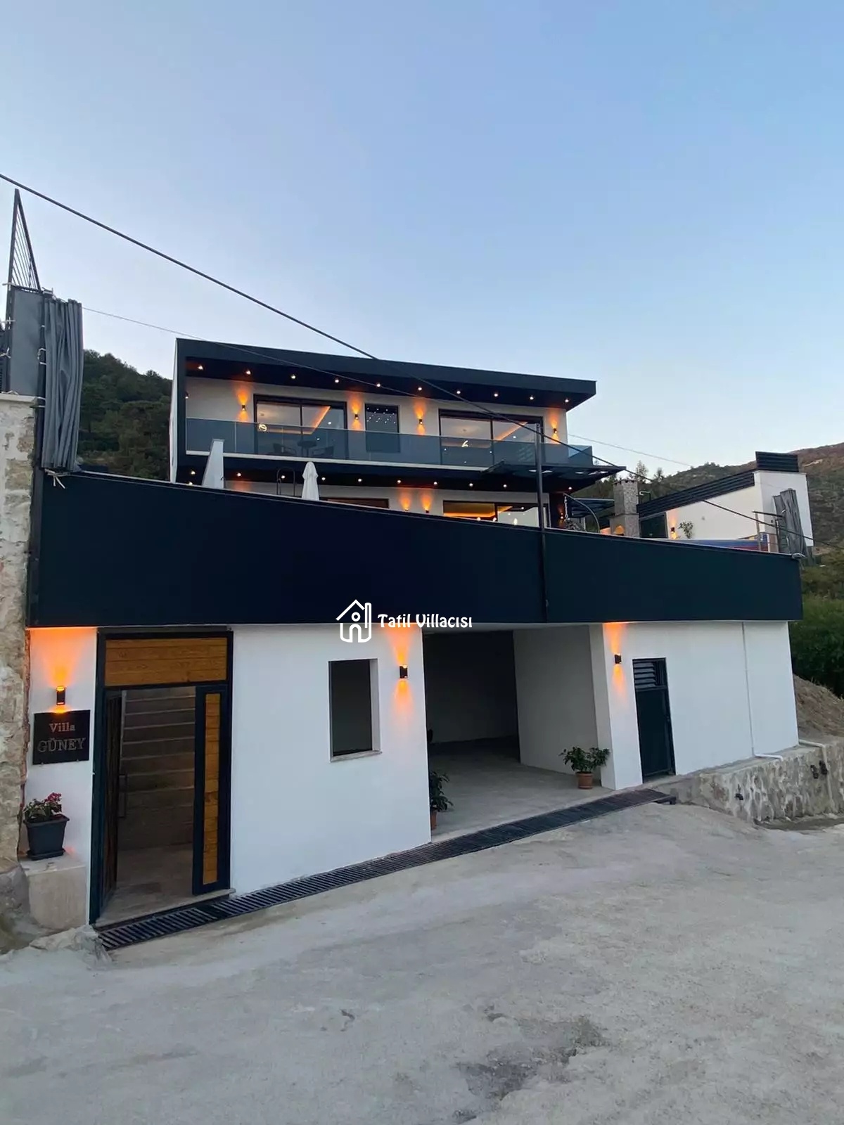 Villa Güney Duo