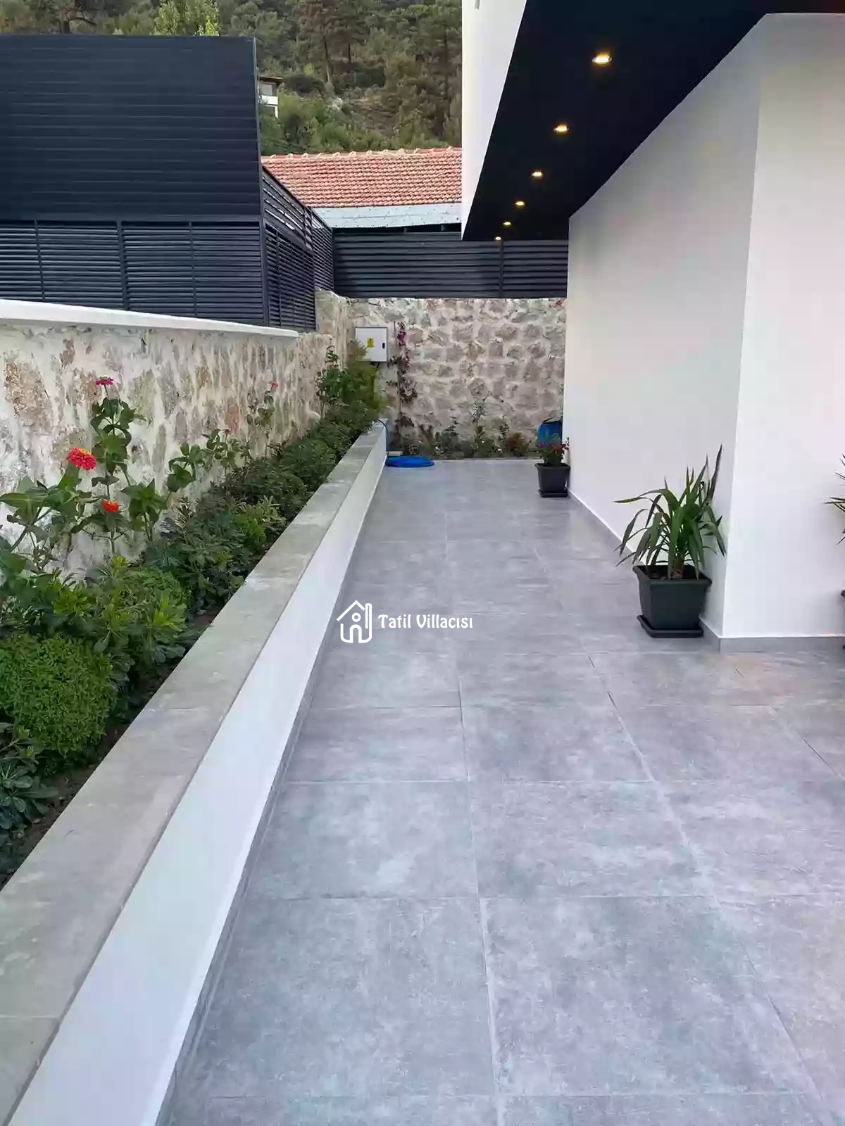 Villa Güney Duo