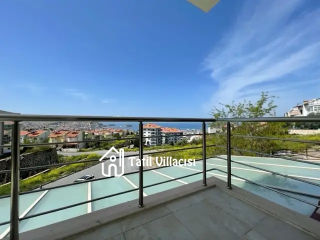 Villa Güzelada