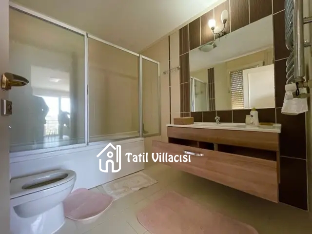 Villa Güzelada