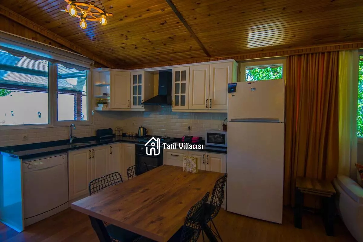 Villa Hisar Evi