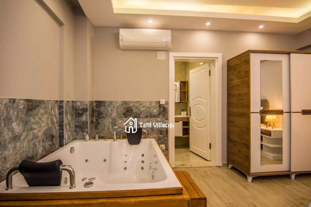 Villa Hisar Evi
