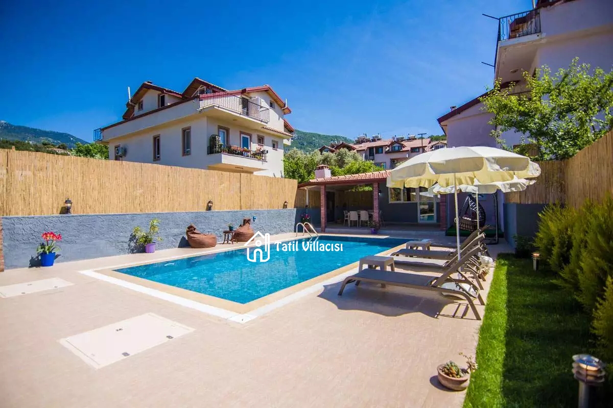 Villa Hisar Evi