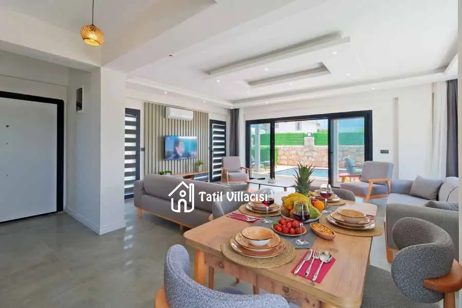 Villa Holiday
