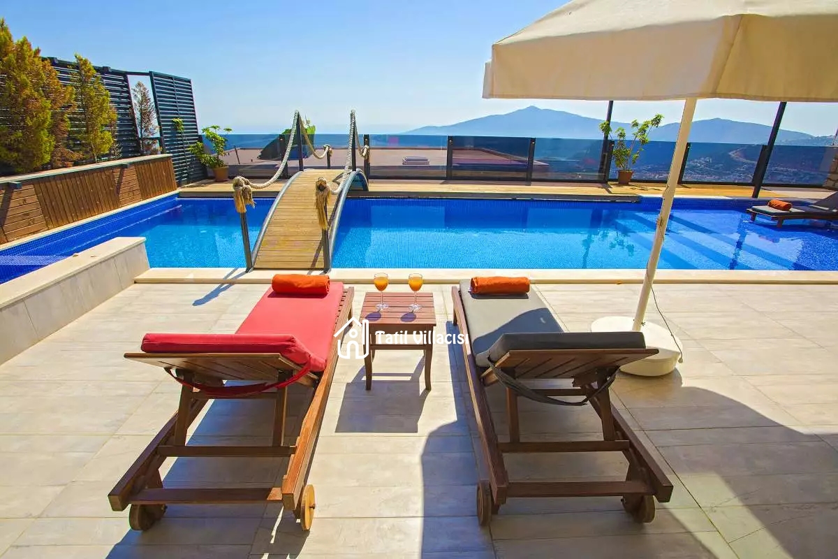 Villa King
