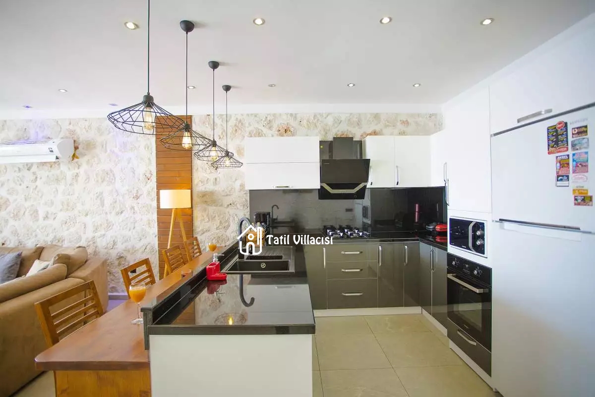 Villa King