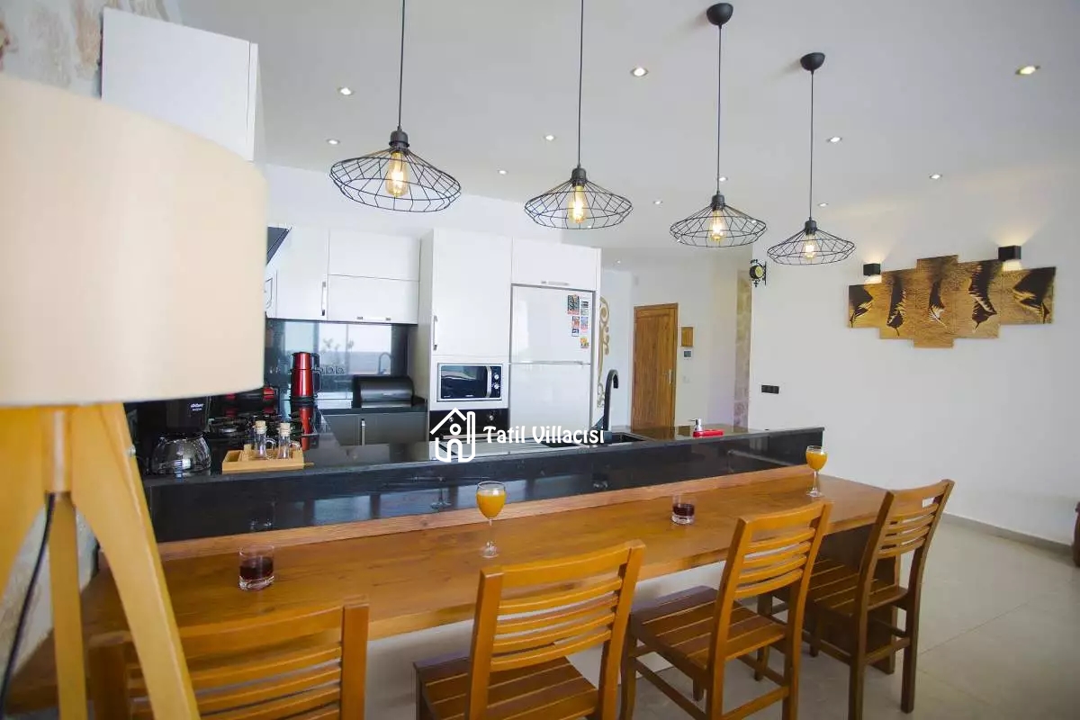 Villa King