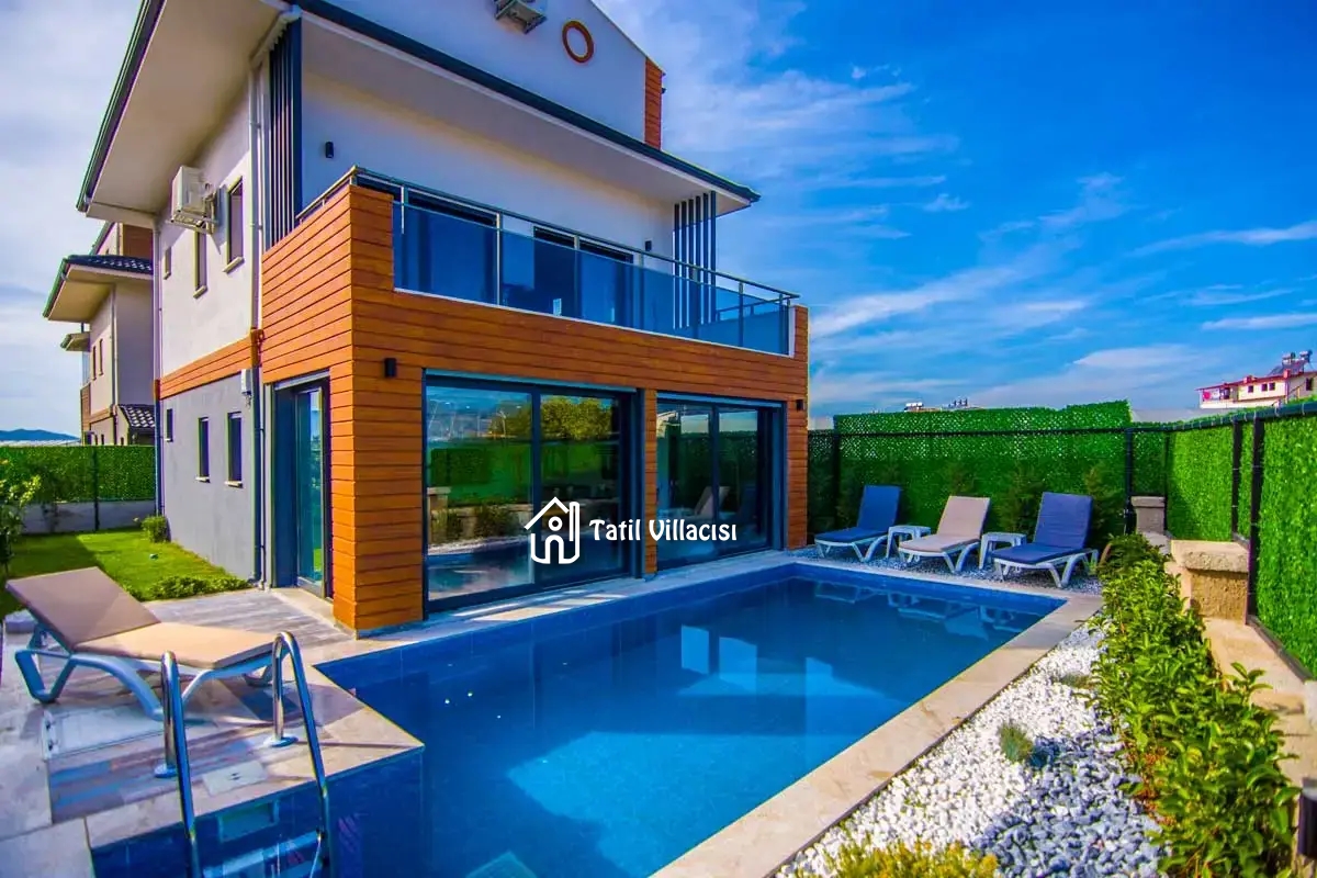 Villa Kırmızı