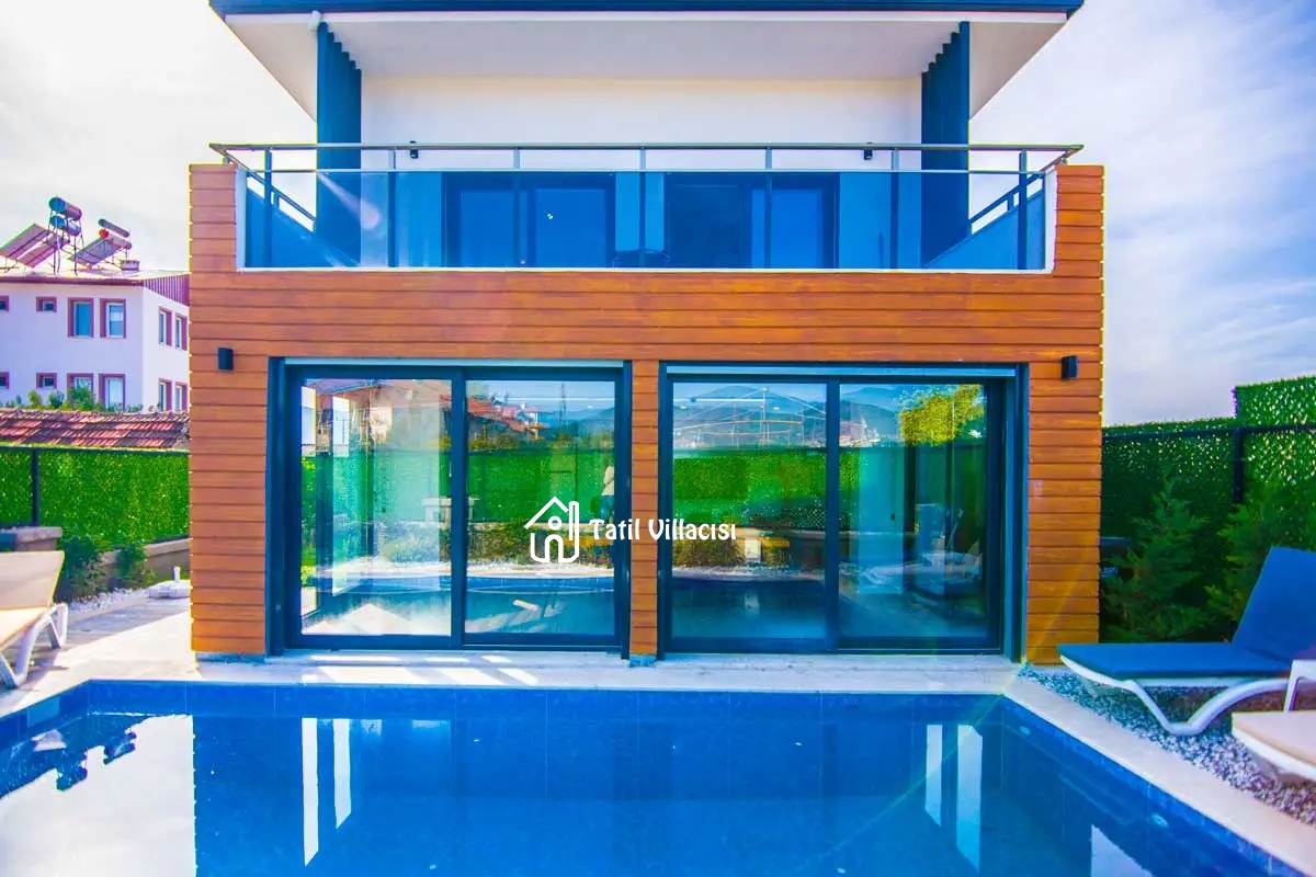 Villa Kırmızı