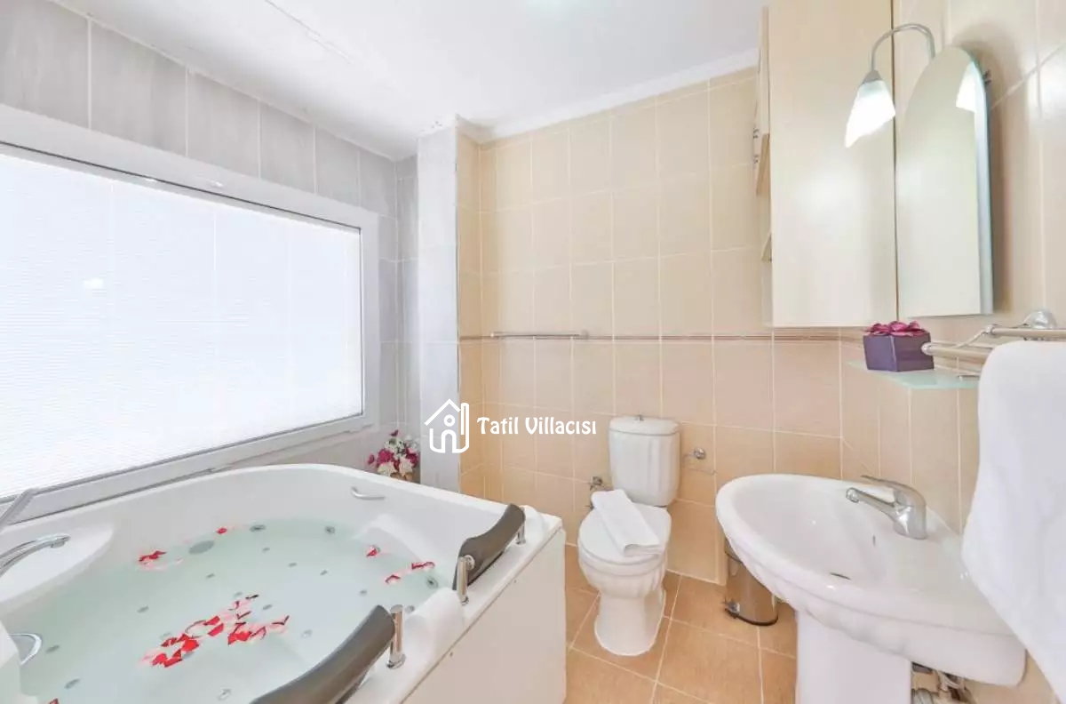 Villa Kızıl