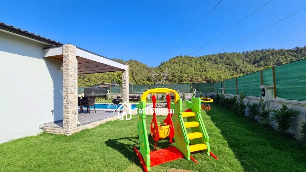 Villa Life 5
