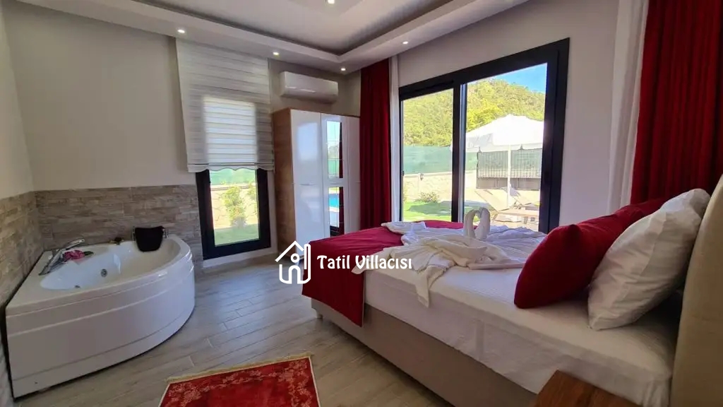 Villa Life 5