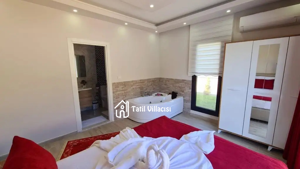 Villa Life 5