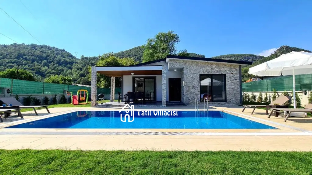 Villa Life 5