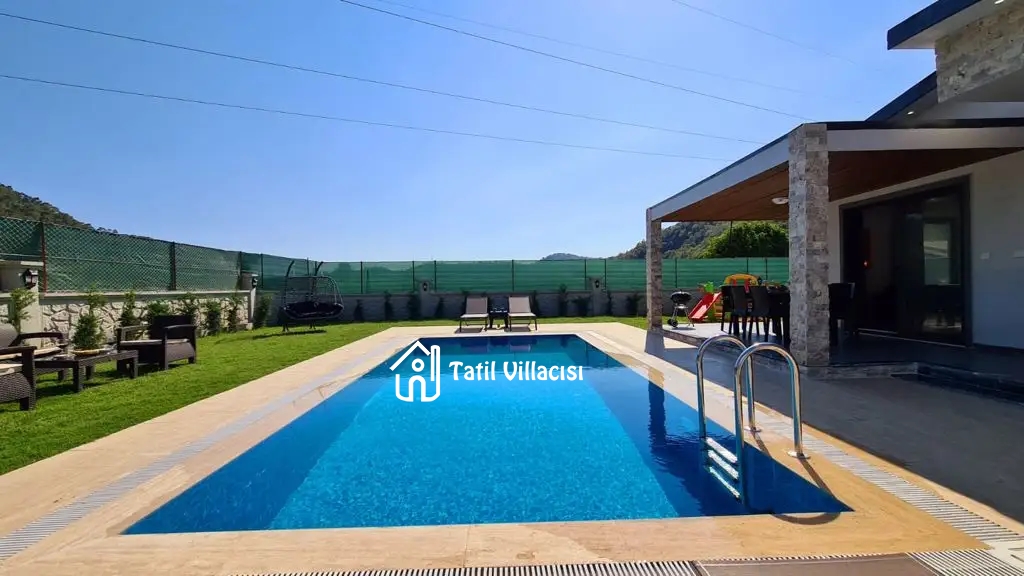 Villa Life 5