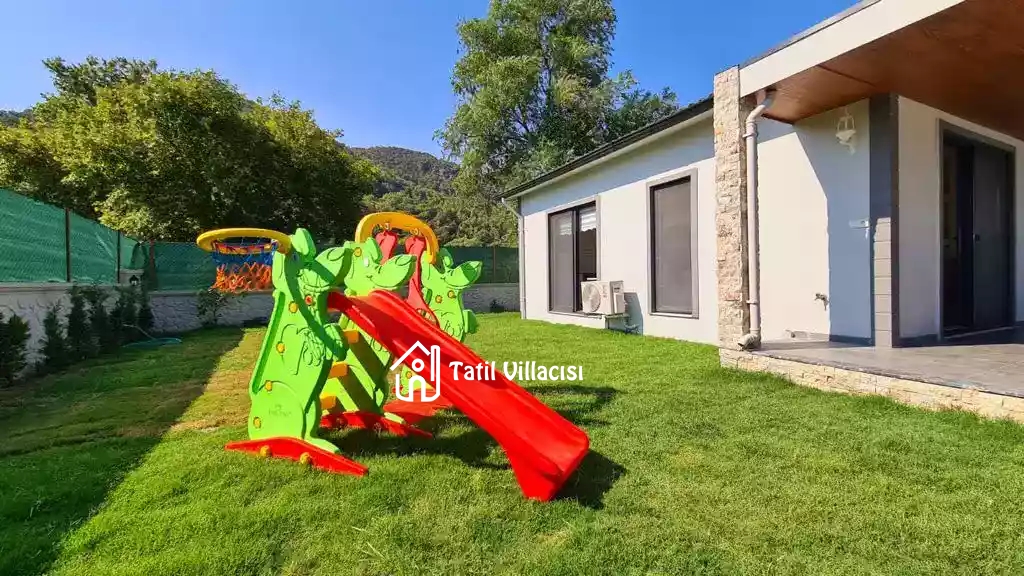 Villa Life 5