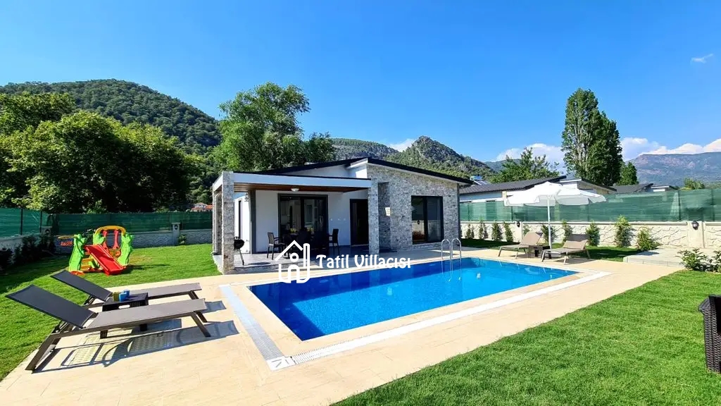 Villa Life 5