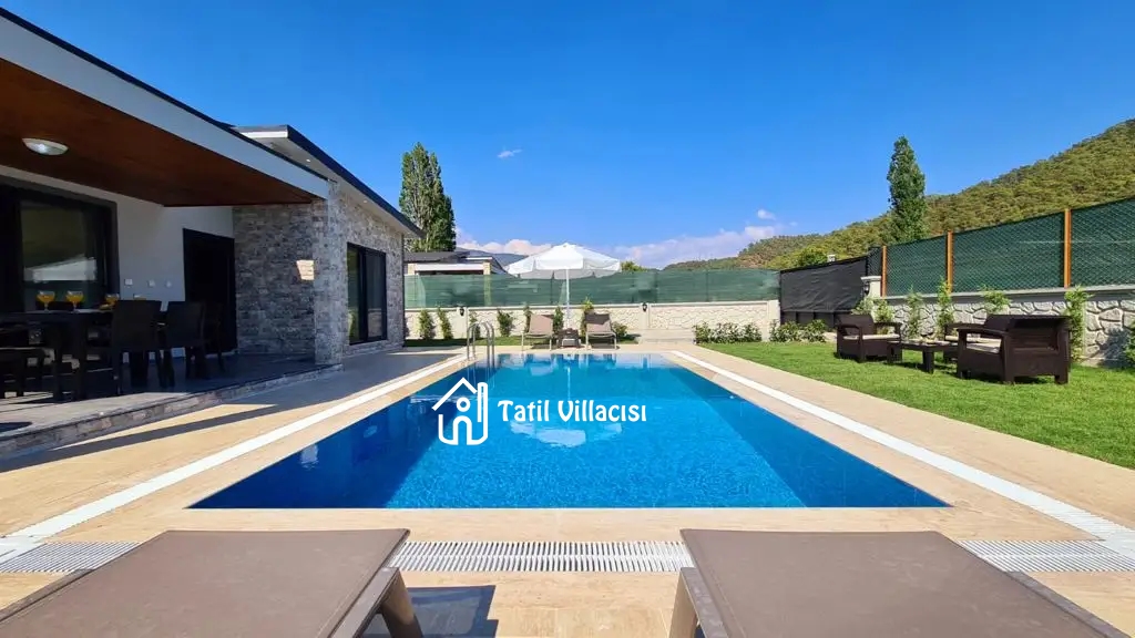 Villa Life 5