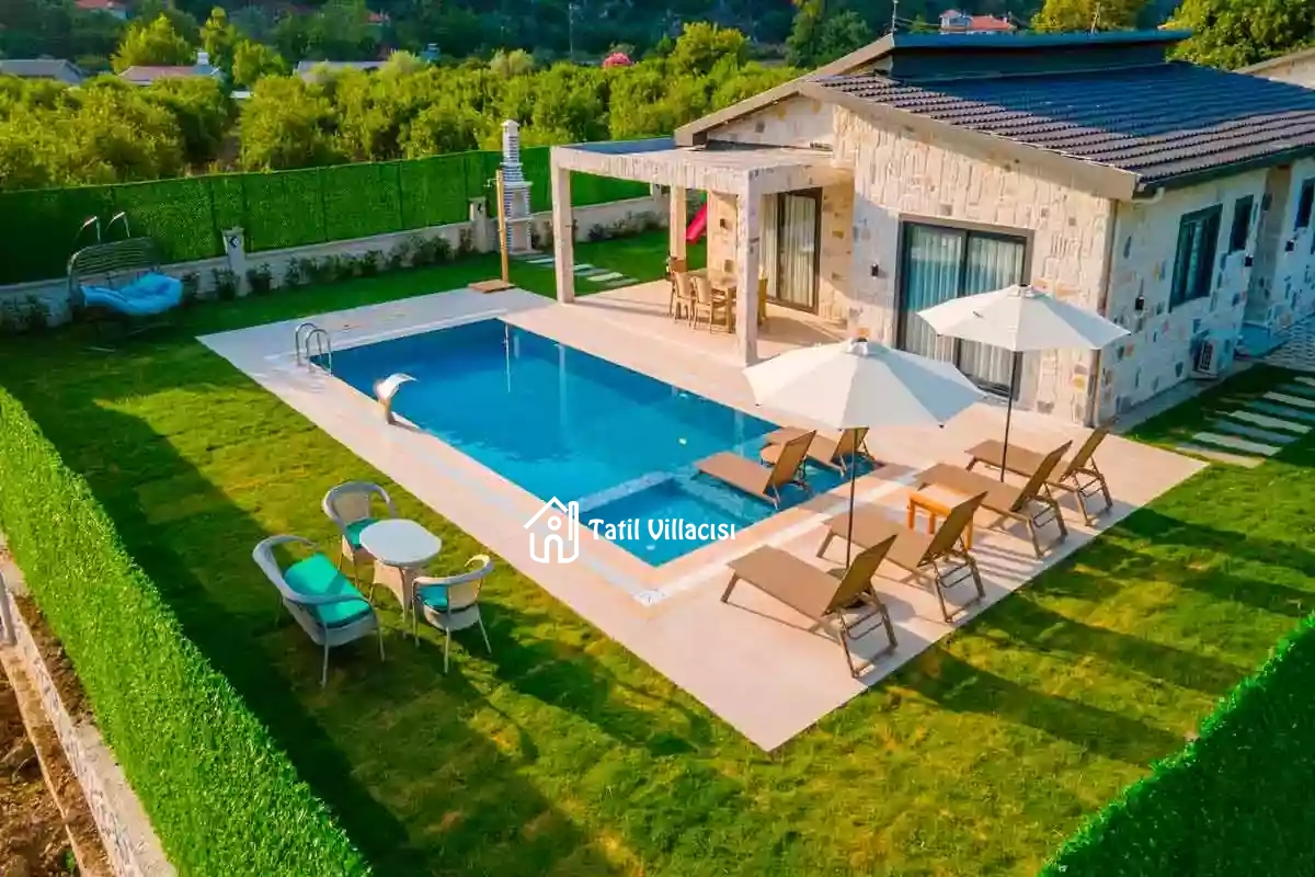 Villa Life 6