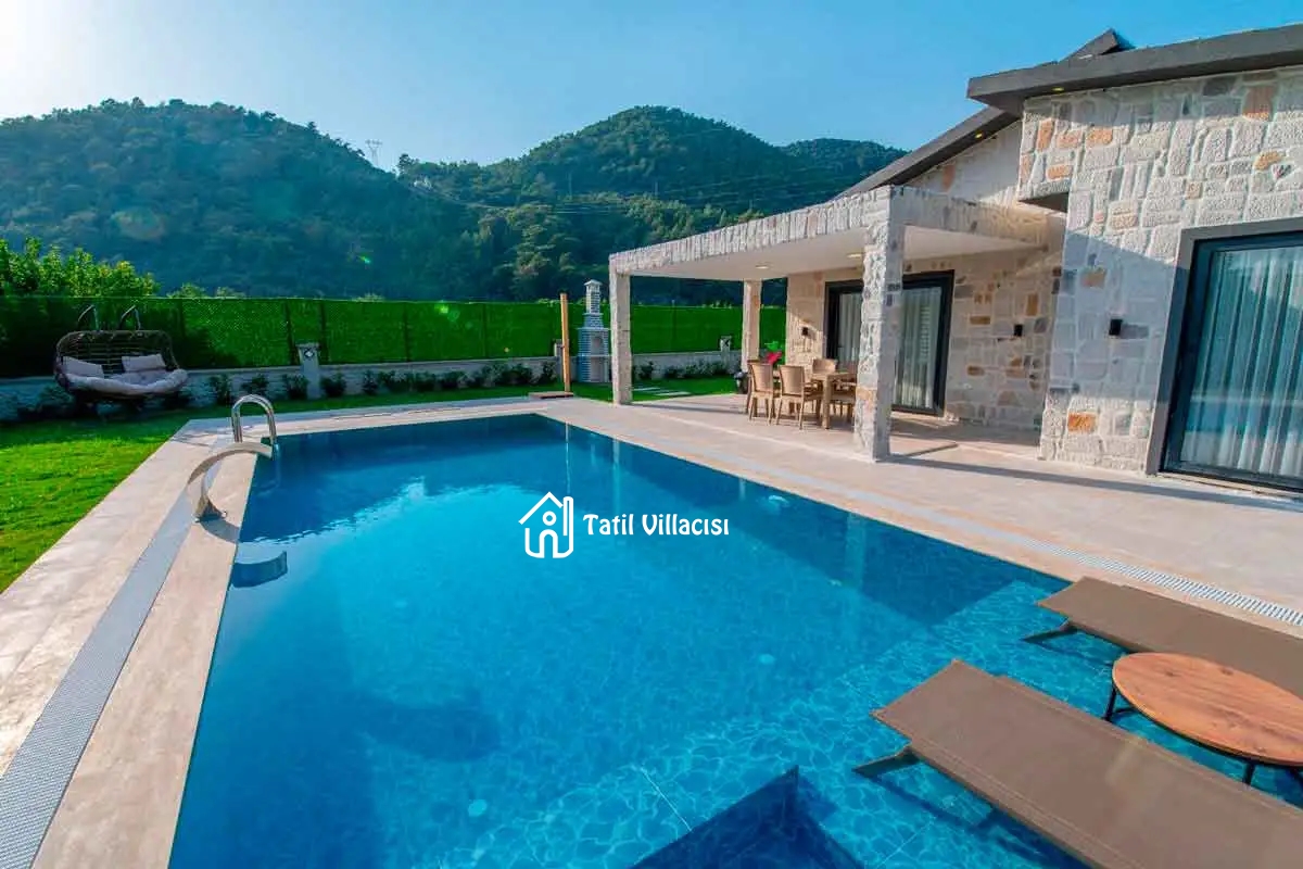 Villa Life 6