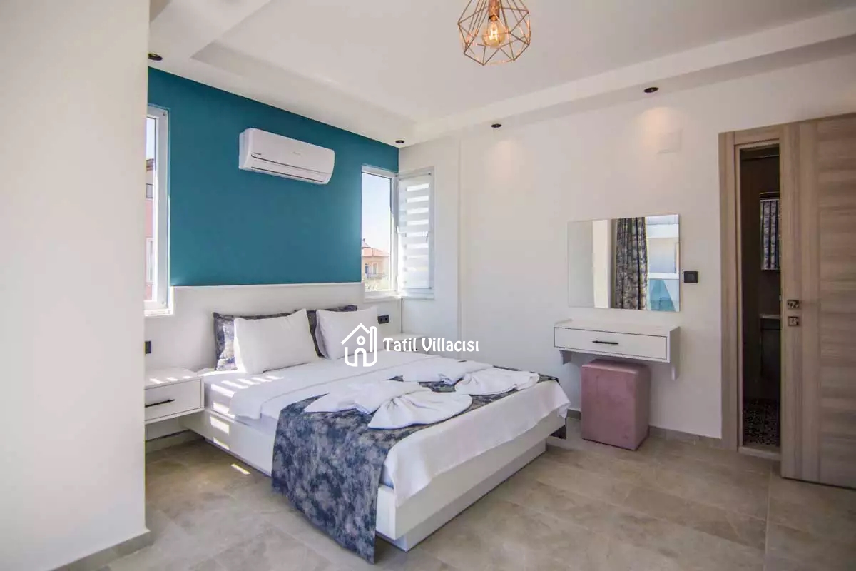 Villa Light