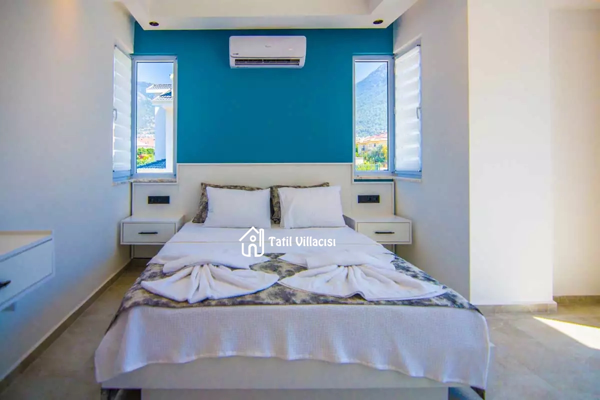 Villa Light