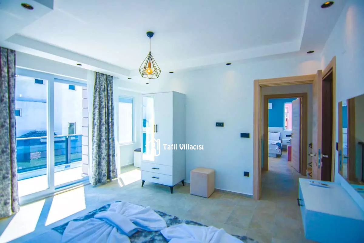 Villa Light