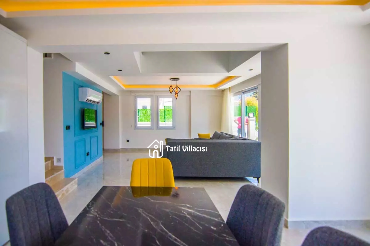 Villa Light
