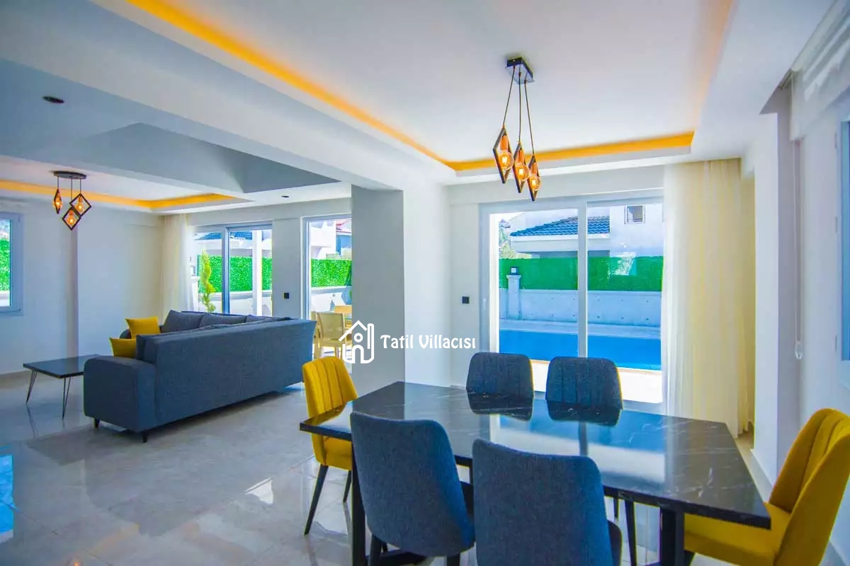 Villa Light