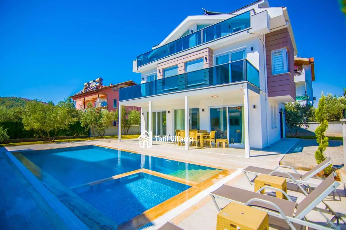 Villa Light