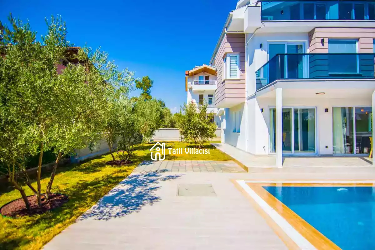 Villa Light