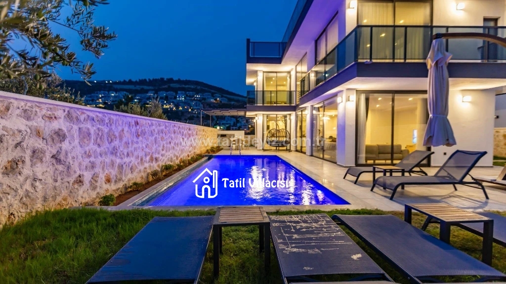 Villa Lipsos 2